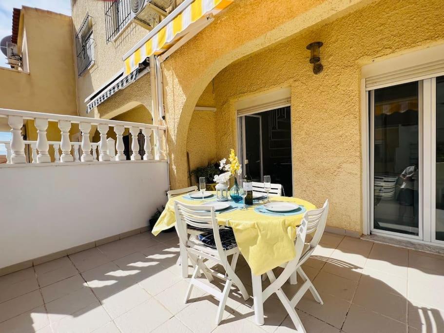 Sunny, South-Facing & Welcoming Villa Alicante Bagian luar foto