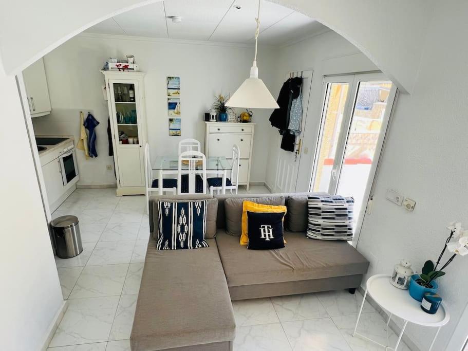Sunny, South-Facing & Welcoming Villa Alicante Bagian luar foto
